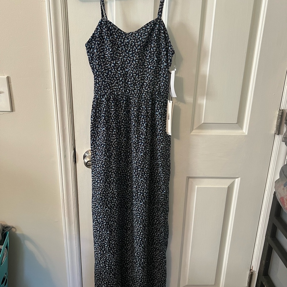 June & Hudson Blue Floral Maxi Dress